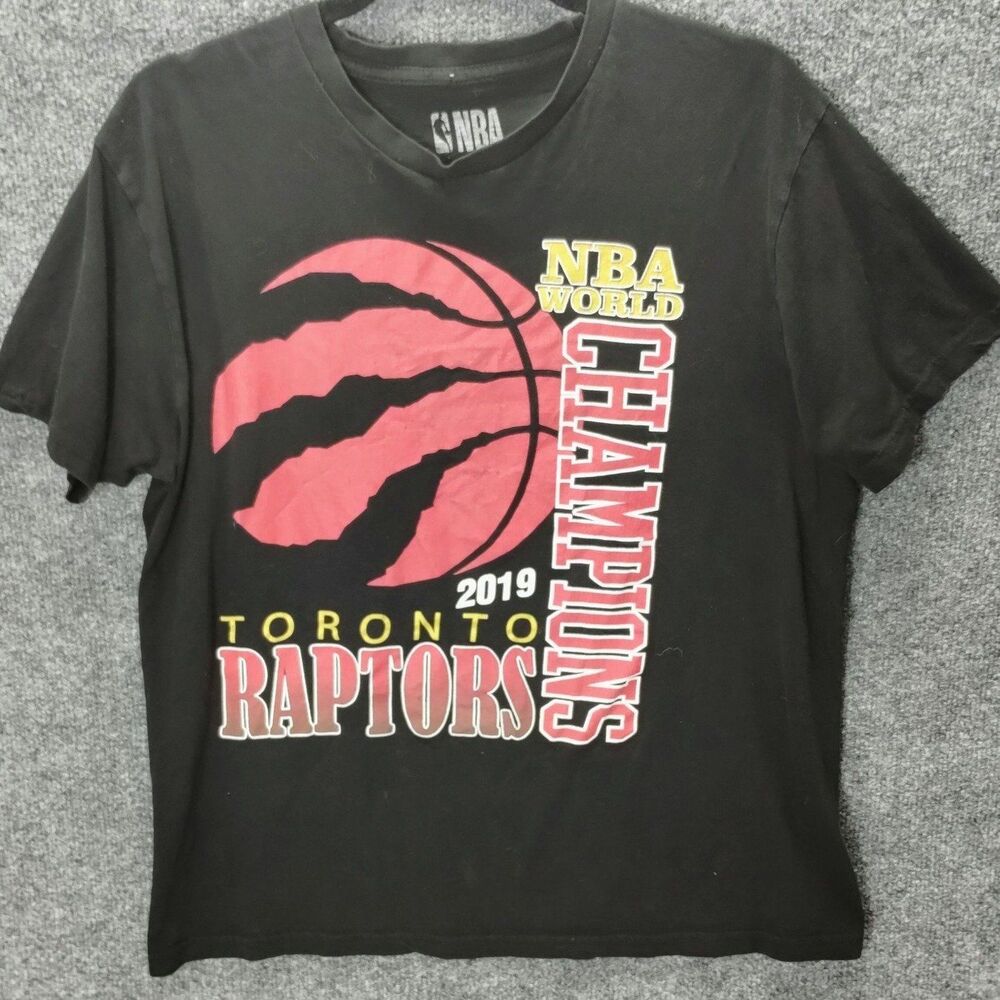 NBA TShirt Men's L Toronto Raptors 2019 World Champions Black Short Sleeve